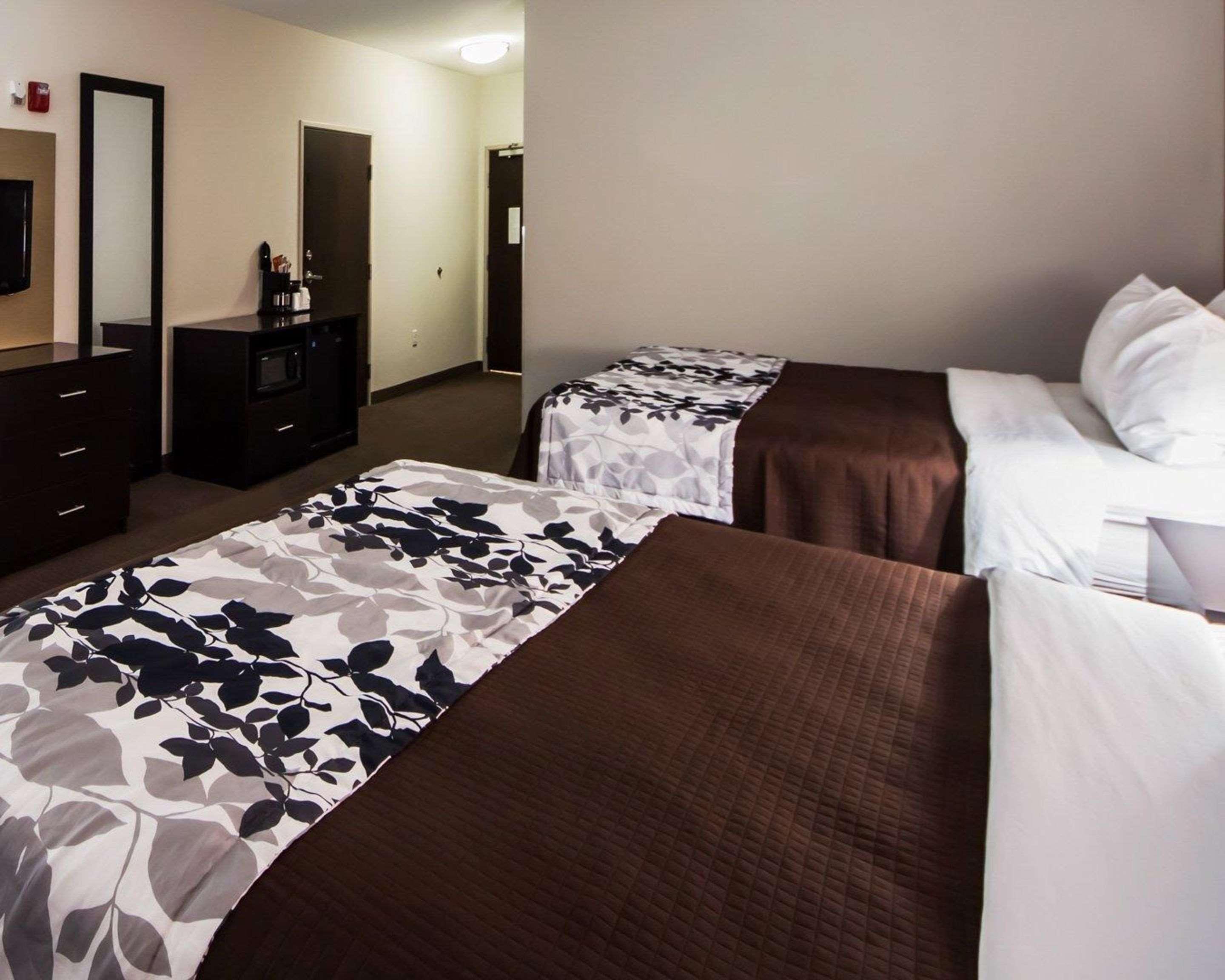Hotel Sleep & Elk Elk City