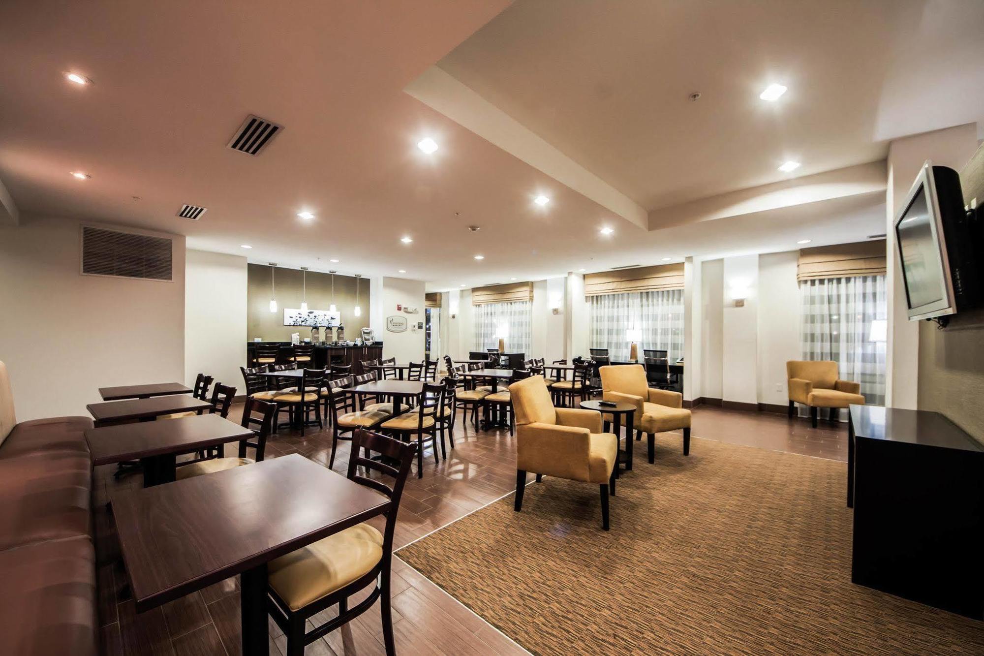 Hotel Sleep & Elk Elk City